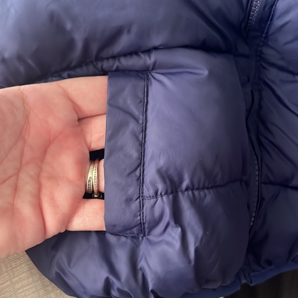 Size 90 (2T) hooded puffer jacket - Picture 5 of 6